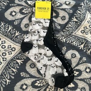Forever 21 Black and White Ghost Socks (3 pack)